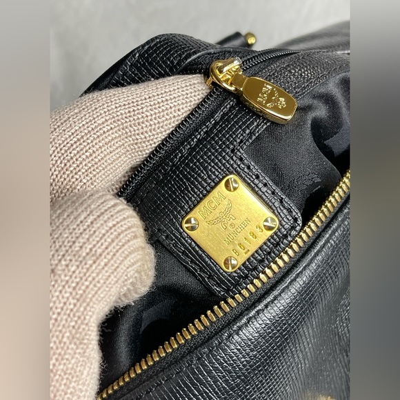 MCM  Boston/ doctor bag - Picture 5 of 13